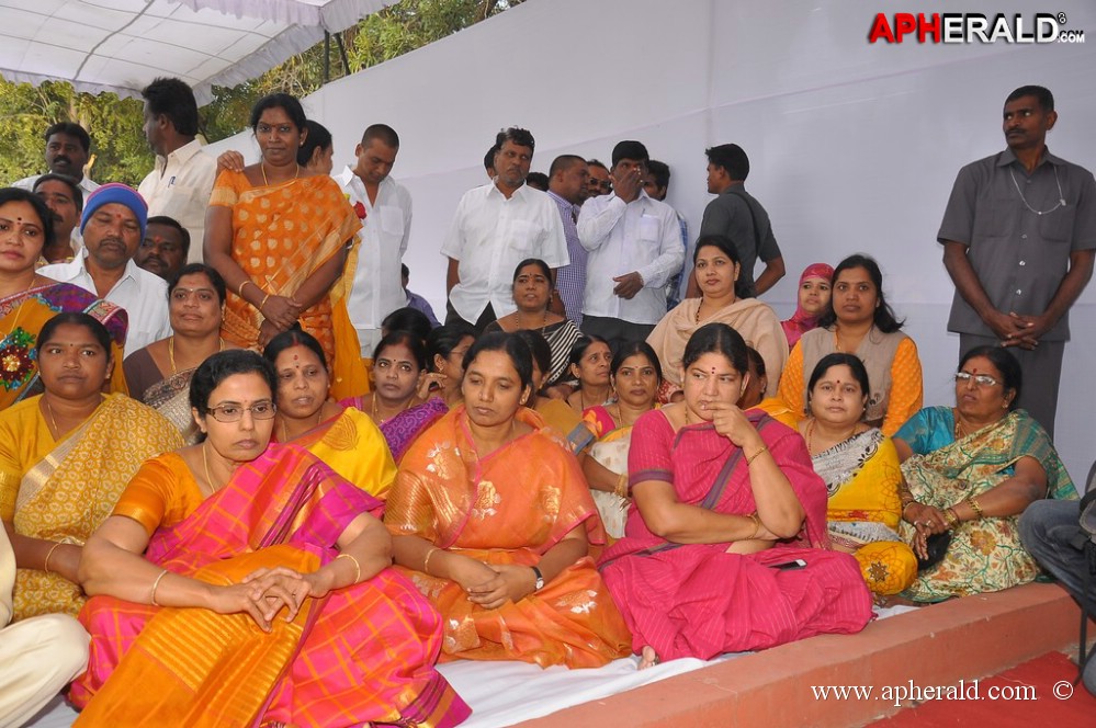 NTR Family Members at NTR Ghat