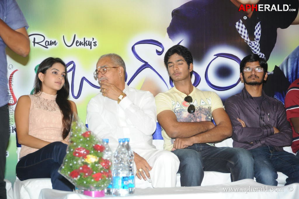 Nuvve Na Bangaram First Look Launch