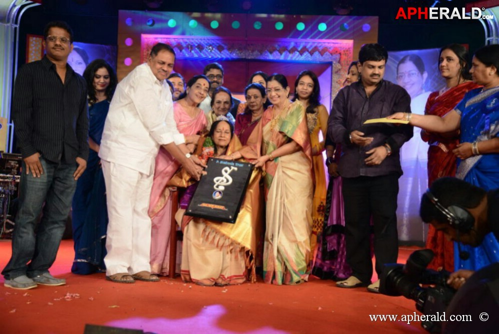 P Suseela Award 2013 Presentation Event