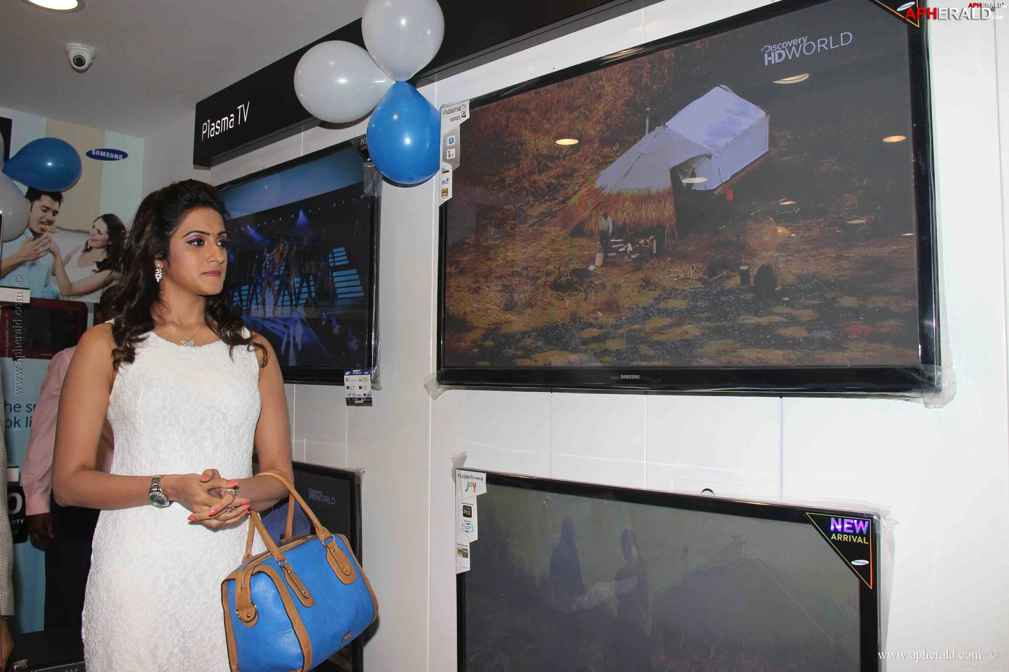 Pai International Samsung Showroom Launch