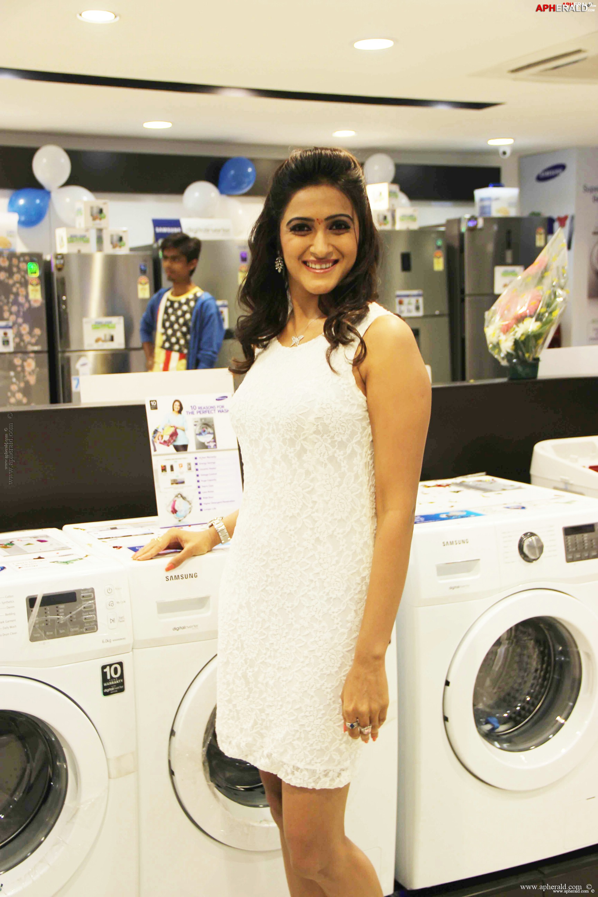 Pai International Samsung Showroom Launch