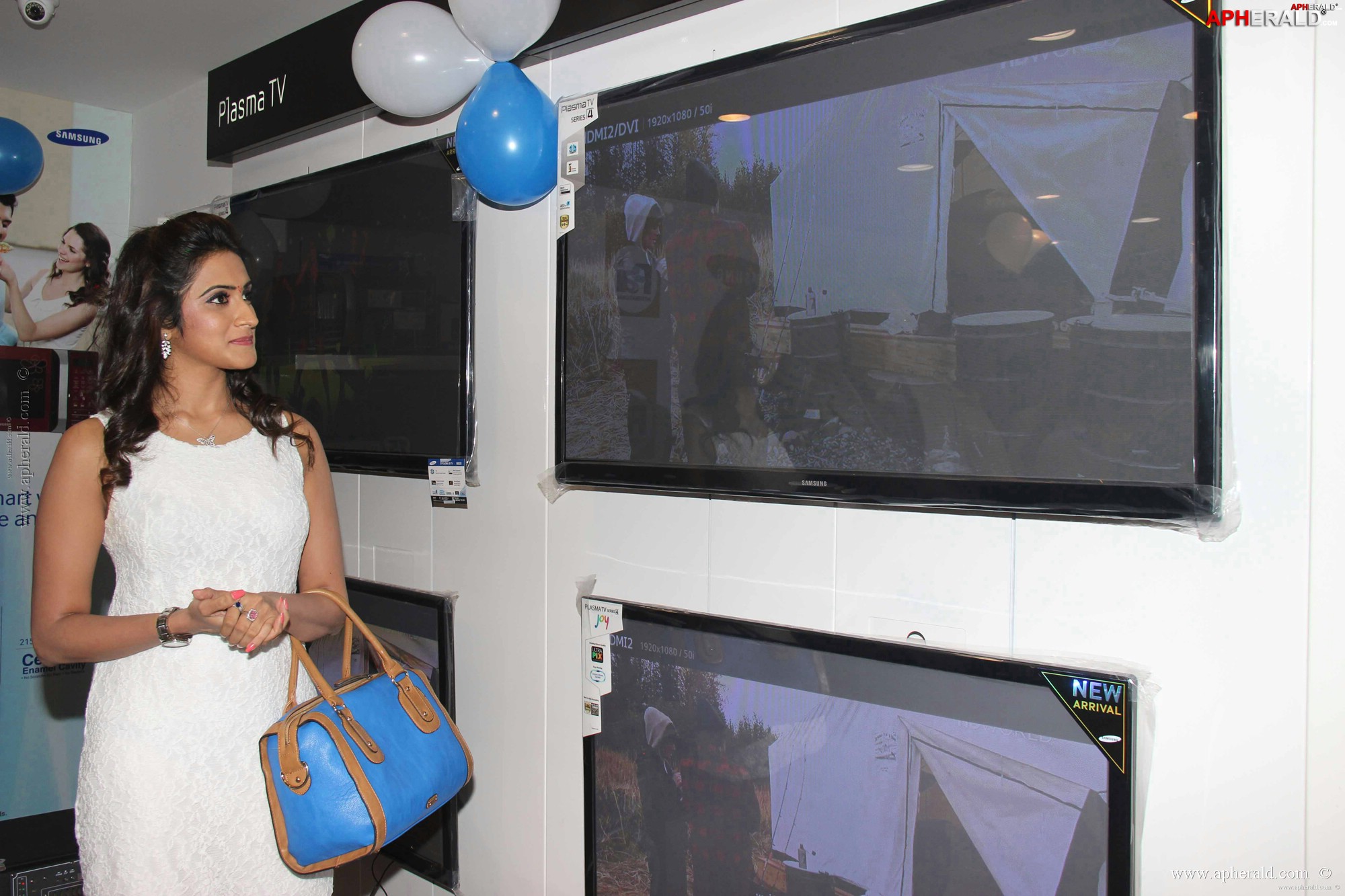 Pai International Samsung Showroom Launch