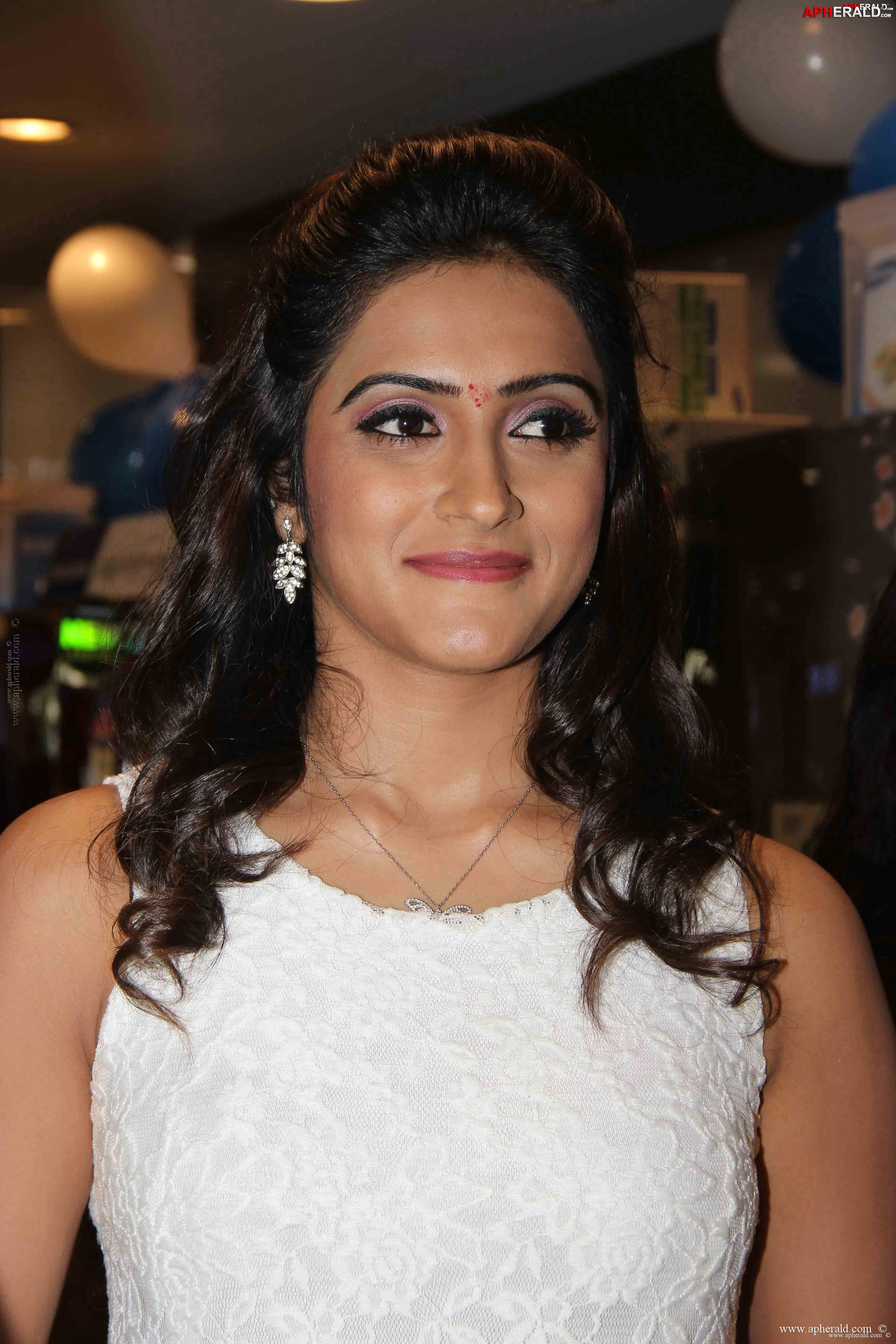 Pai International Samsung Showroom Launch