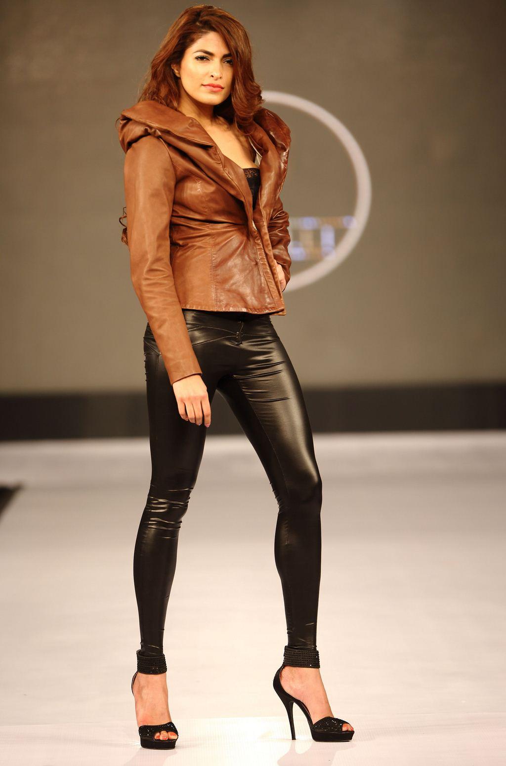 Parvathy Omanakuttan at showcase Spring Summer 2016