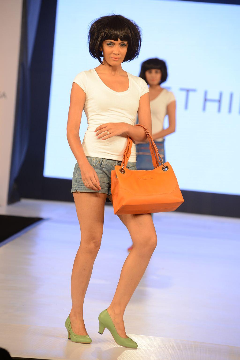 Parvathy Omanakuttan at showcase Spring Summer 2016