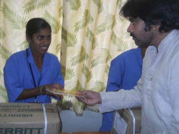 Pawan Kalyan Visit To GMR Varalakshmi Care Hospital