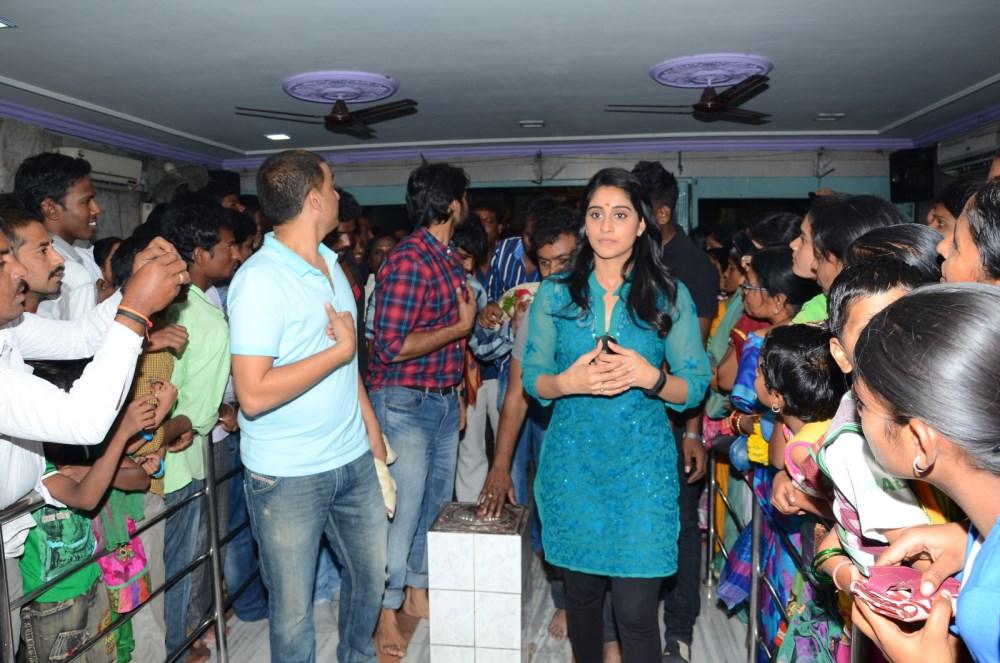 Pilla Nuvvu Leni Jeevitham Success Tour at Nizamabad