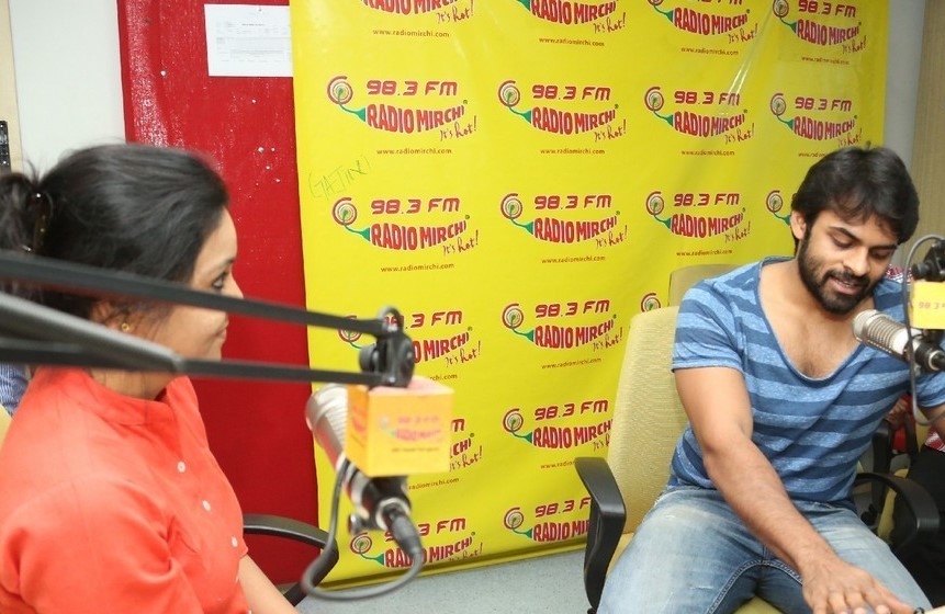 Pilla Nuvvu Leni Jeevitham Song Launch at Radio Mirchi