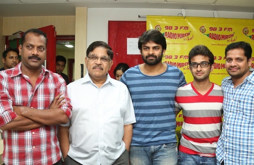 Pilla Nuvvu Leni Jeevitham Song Launch at Radio Mirchi