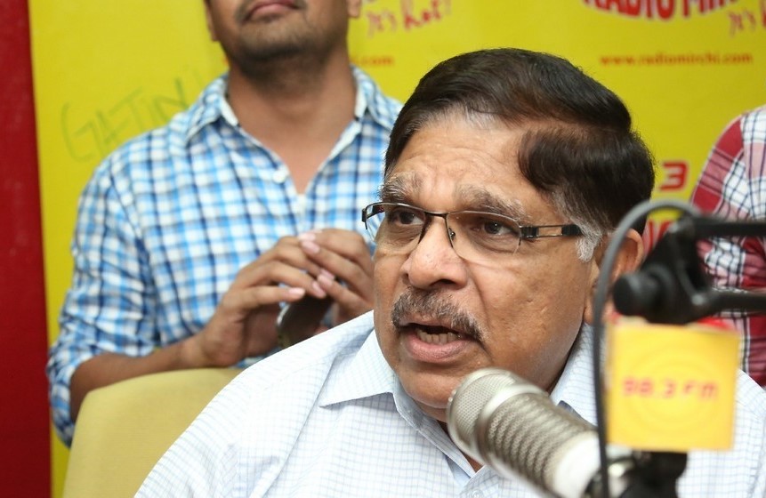 Pilla Nuvvu Leni Jeevitham Song Launch at Radio Mirchi