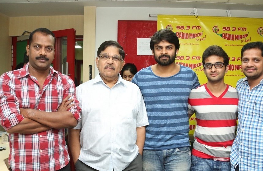Pilla Nuvvu Leni Jeevitham Song Launch at Radio Mirchi