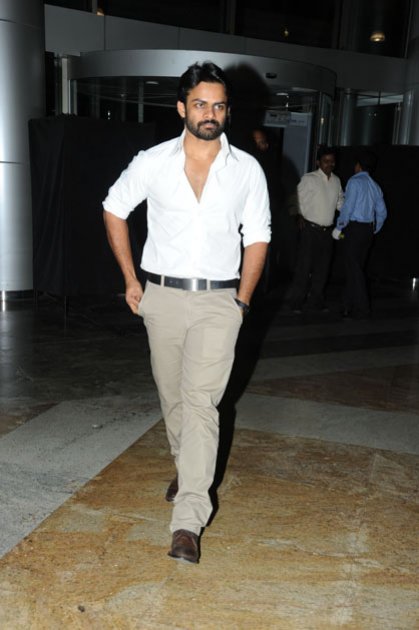 Pilla Nuvvu leni Jeevitham Success Meet