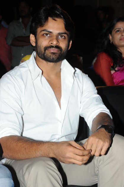 Pilla Nuvvu leni Jeevitham Success Meet