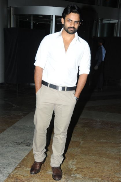 Pilla Nuvvu leni Jeevitham Success Meet