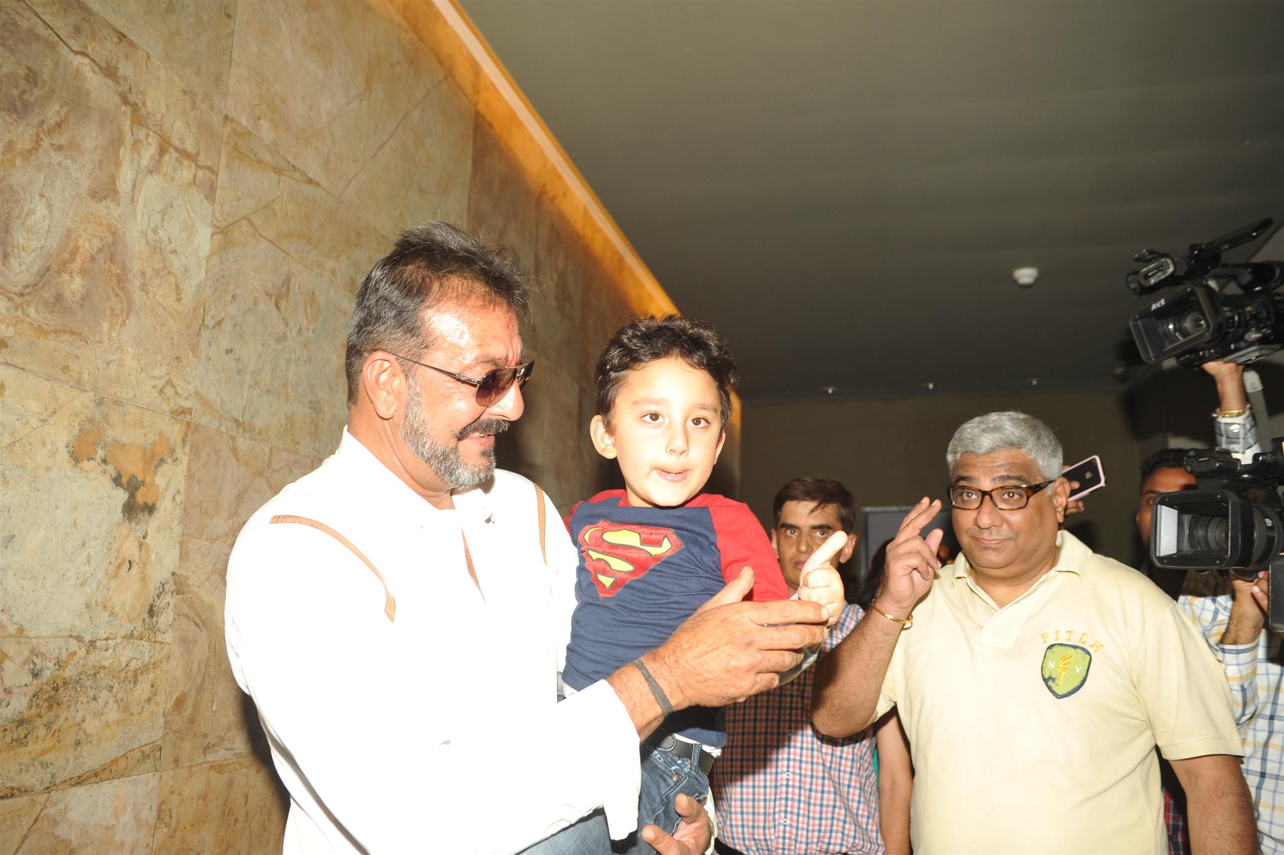 PK Movie Team Organises Special Screening for Sanjay Dutt