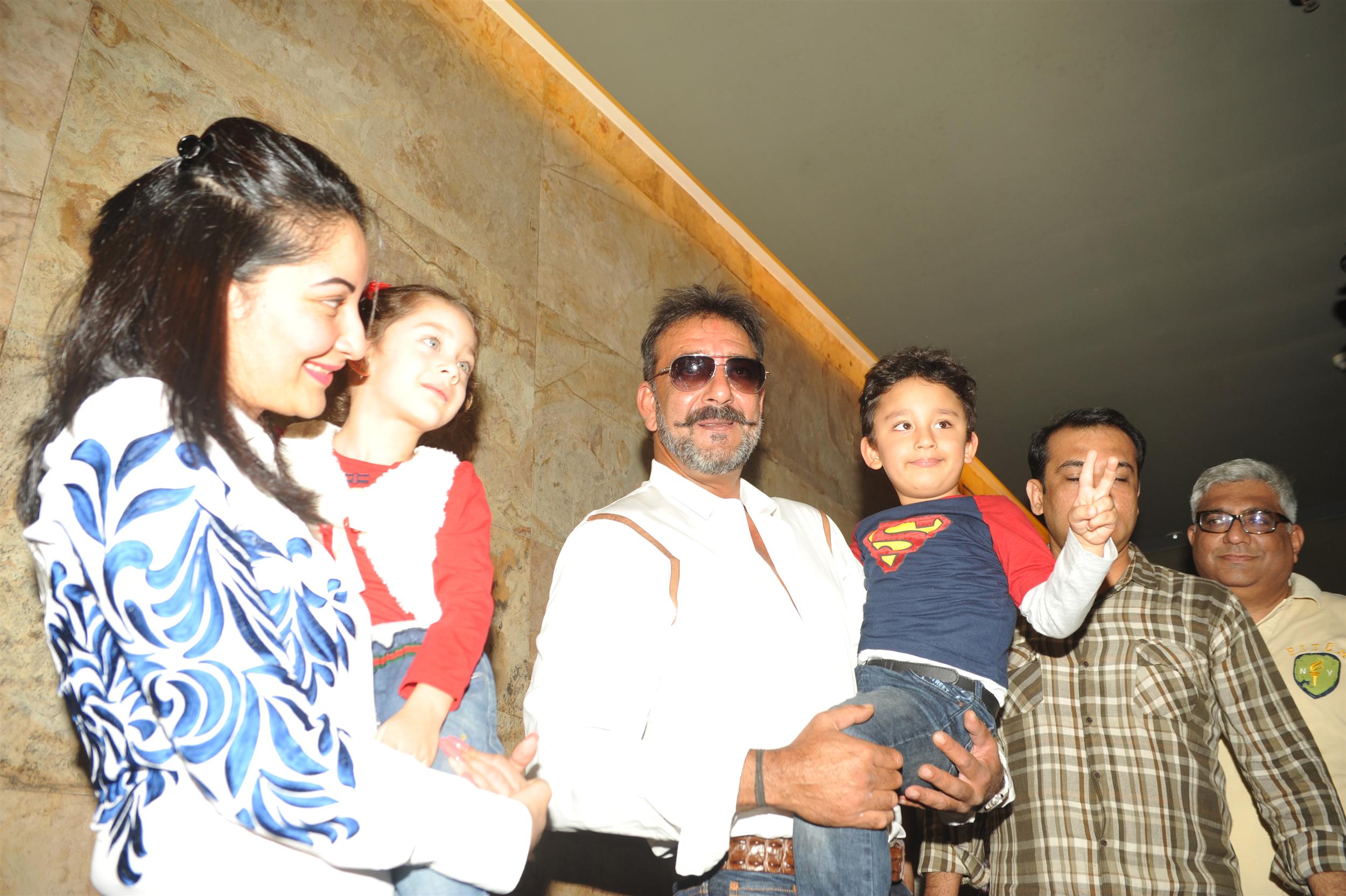 PK Movie Team Organises Special Screening for Sanjay Dutt