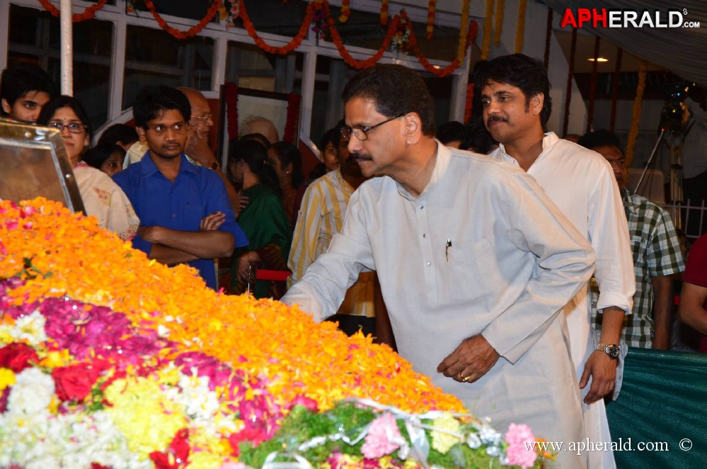 Political Leaders Pays Condolence to ANR