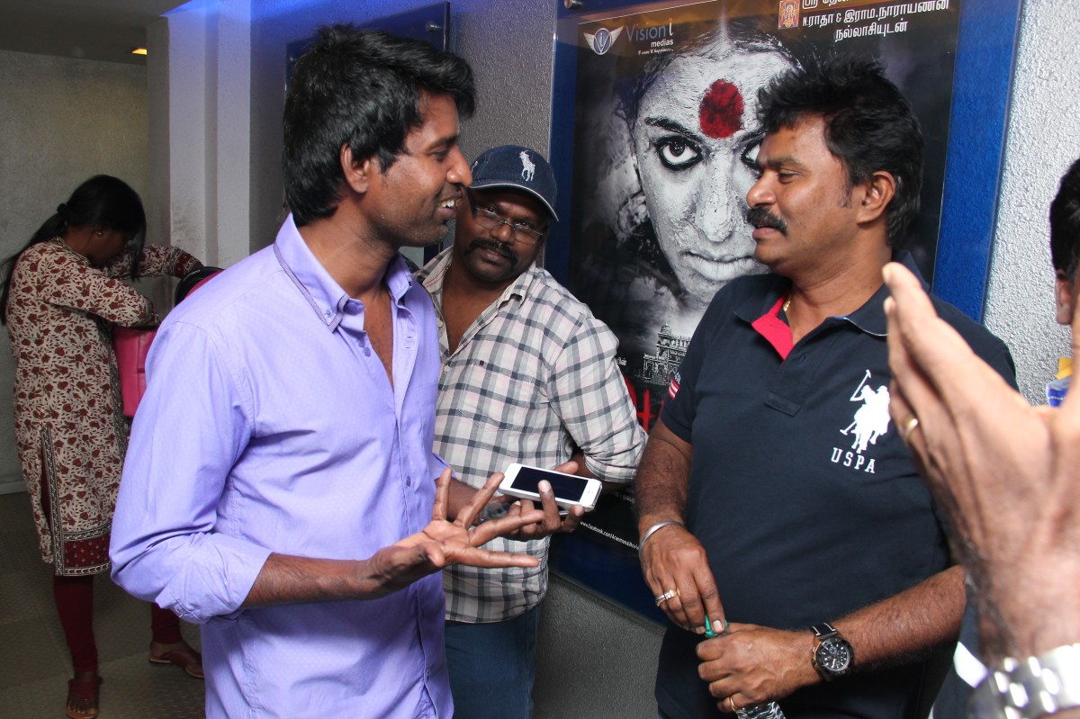 Poojai Movie Press Show