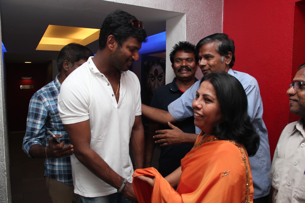 Poojai Movie Press Show