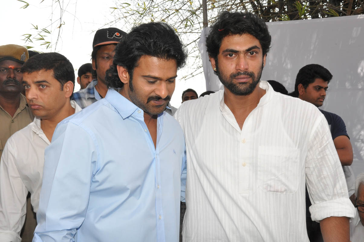 Prabhas at Ramanaidu Antima Yatra
