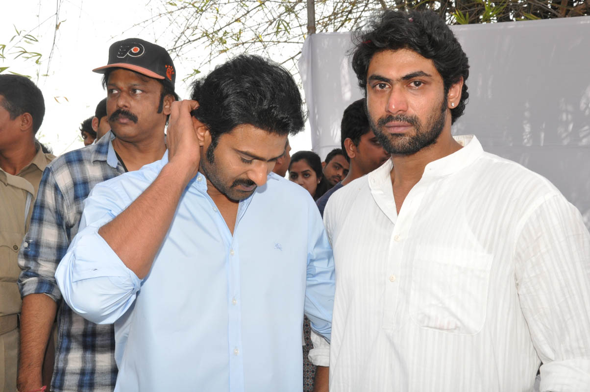 Prabhas at Ramanaidu Antima Yatra