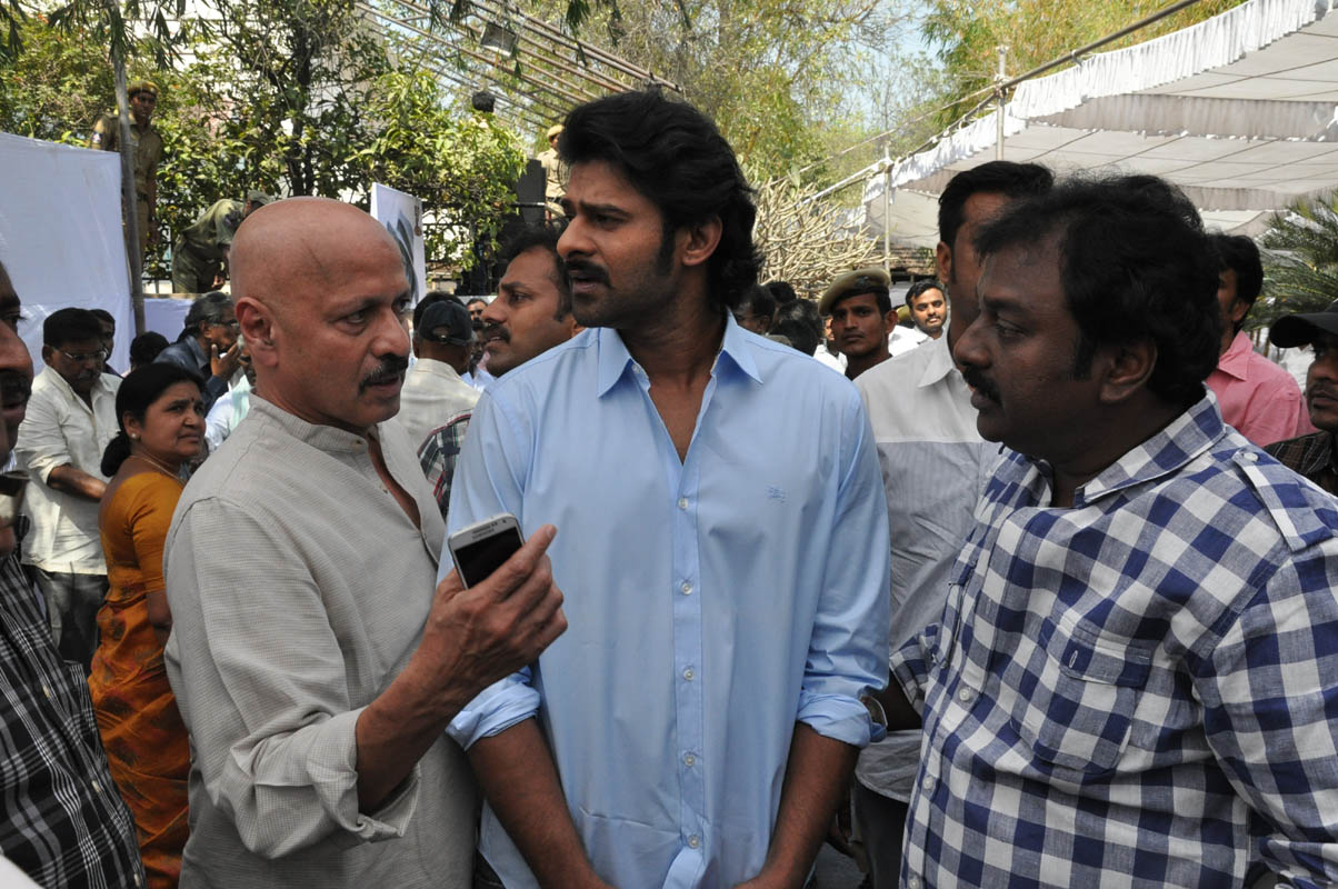 Prabhas at Ramanaidu Antima Yatra