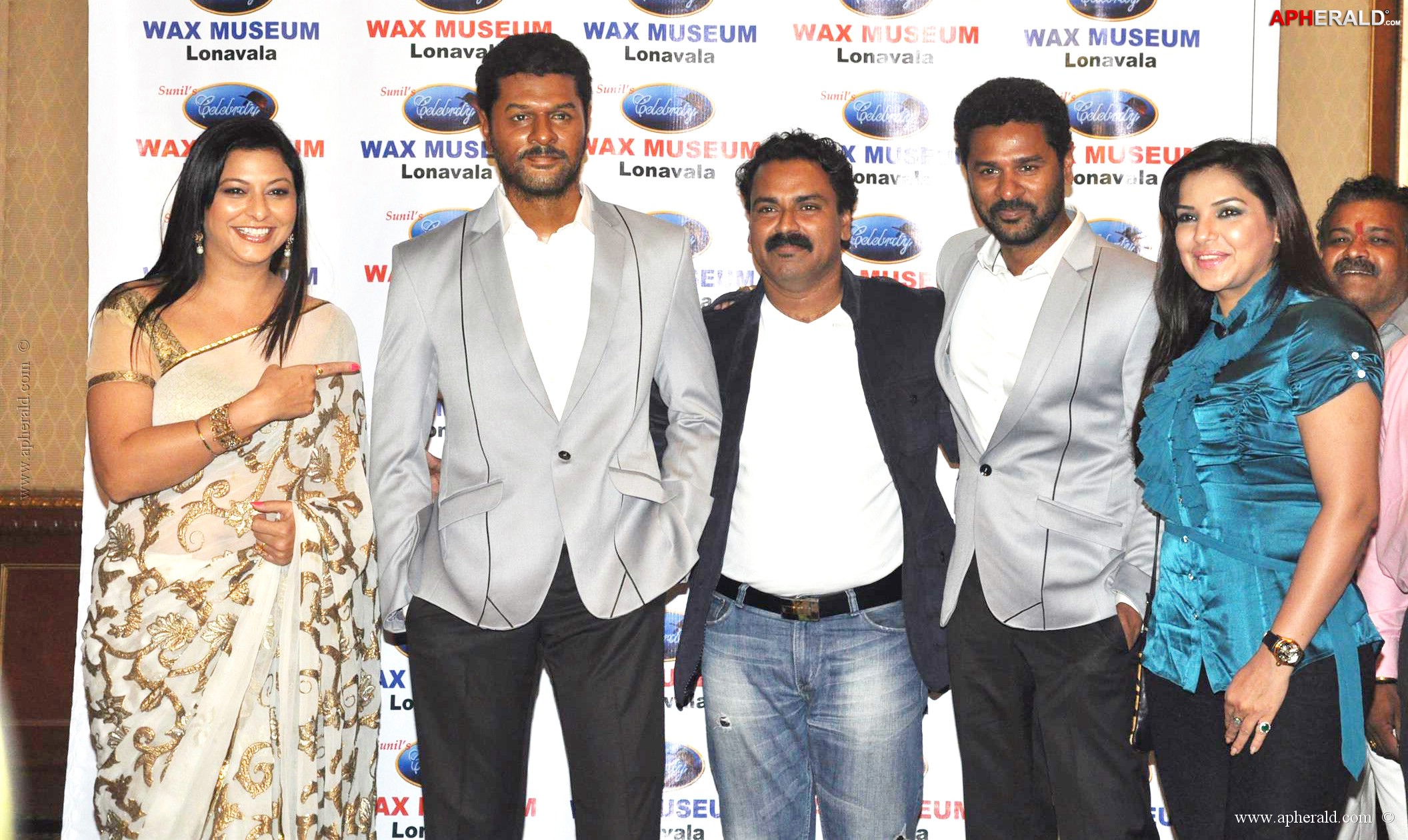 Prabhu Deva Launch His Wax Statue