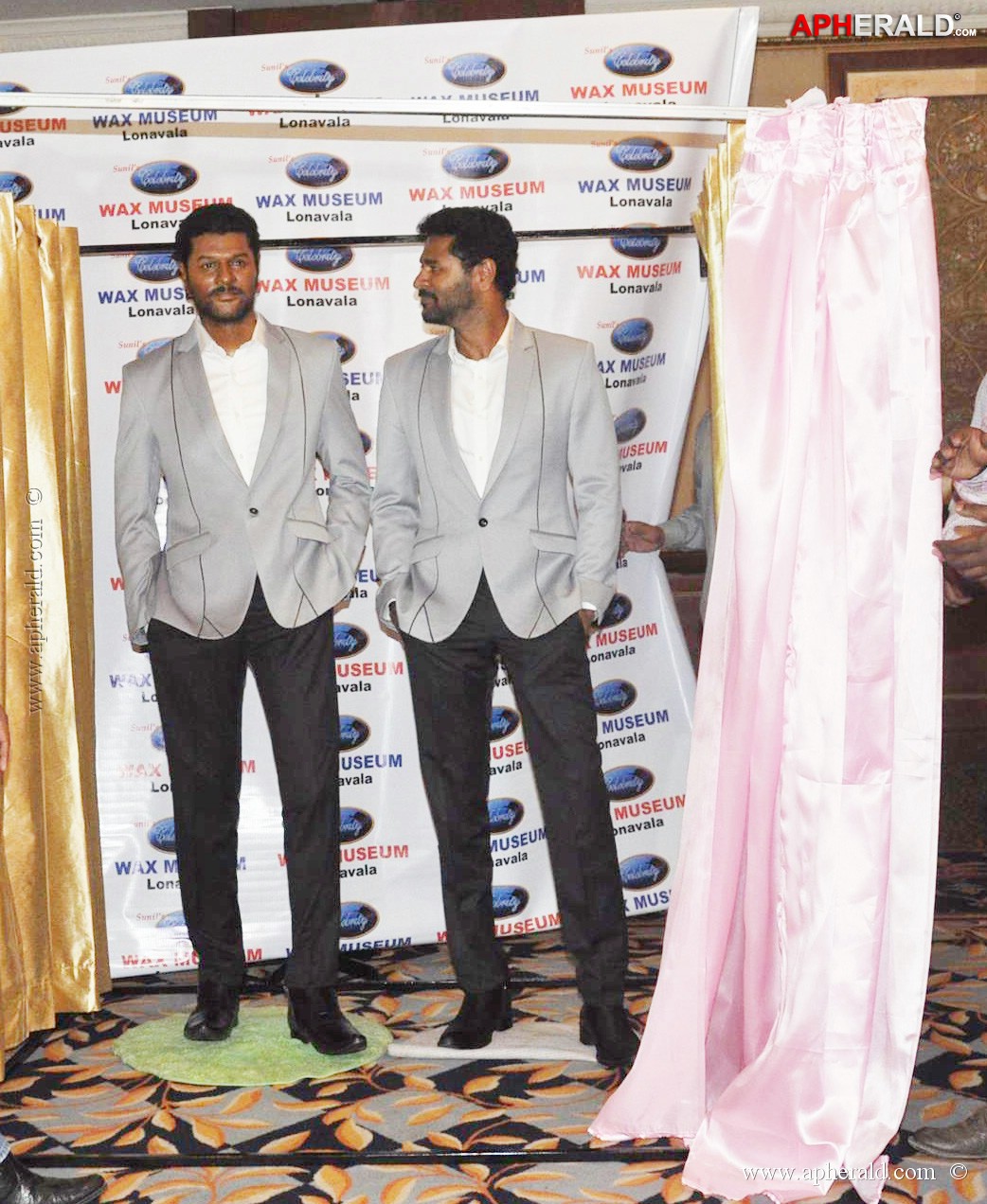 Prabhu Deva Launch His Wax Statue