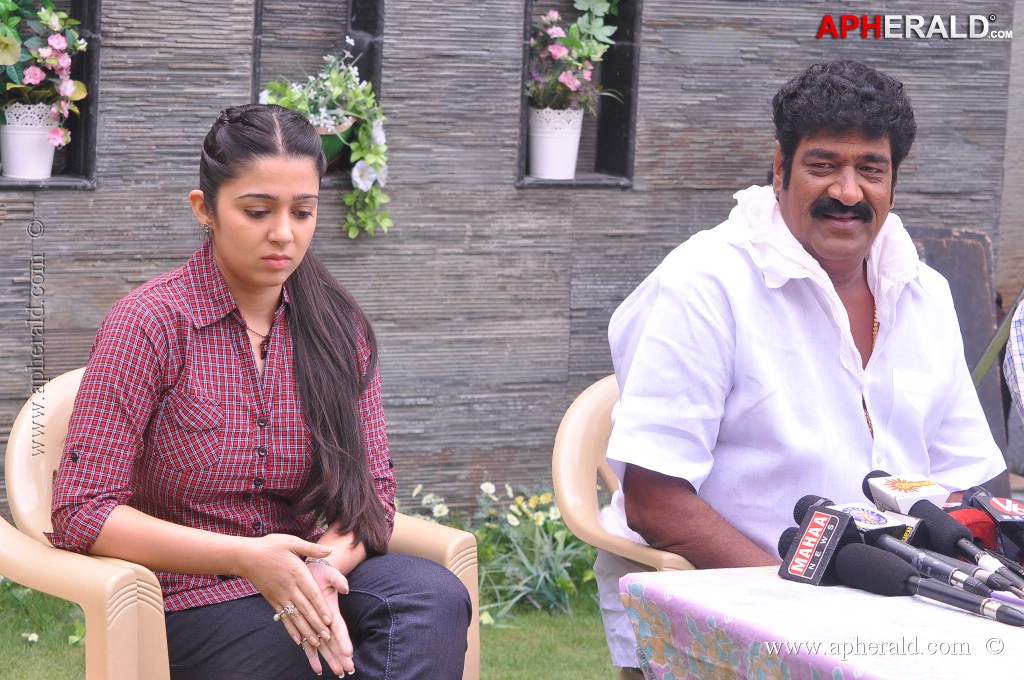 Prathighatana Movie Working Stills