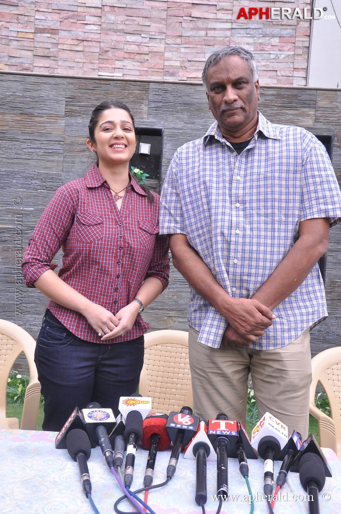 Prathighatana Movie Working Stills