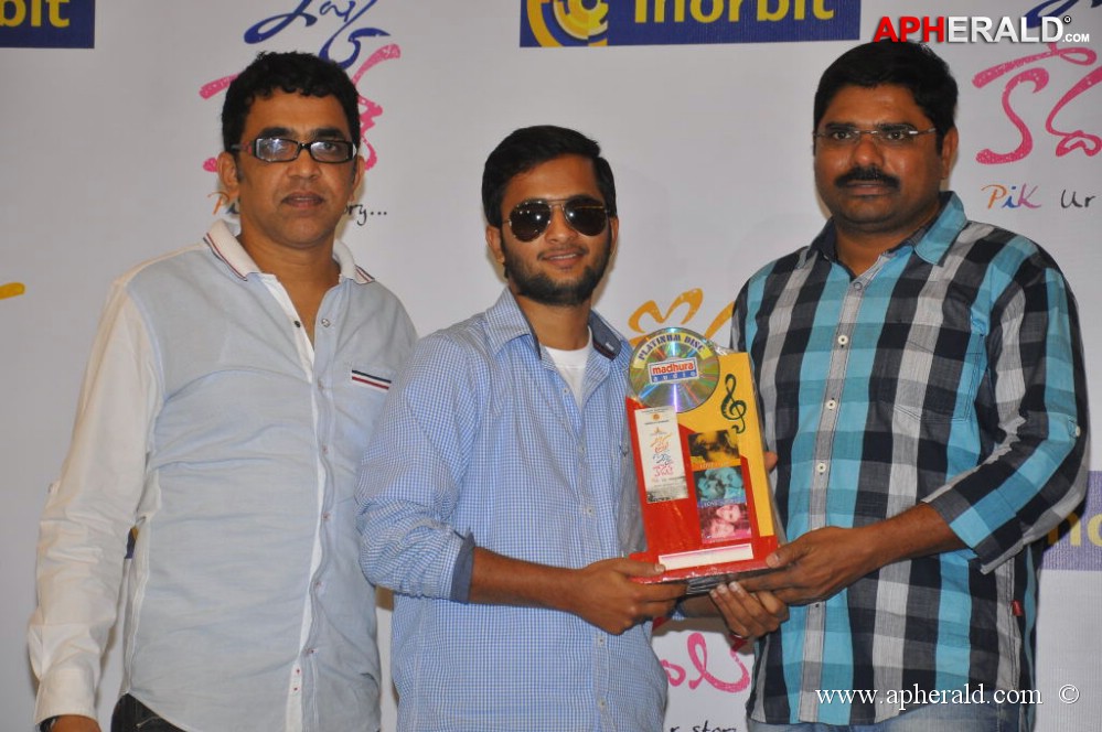 Prema Ishq Kadhal Platinum Disc Function