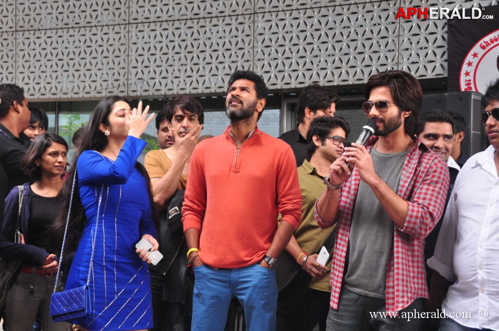 R Rajkumar Movie Team Launches Yes Mart