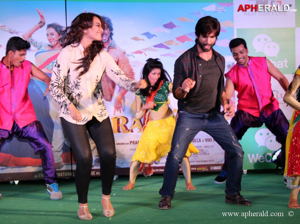 R Rajkumar Promotion at Infiniti Mall Malad