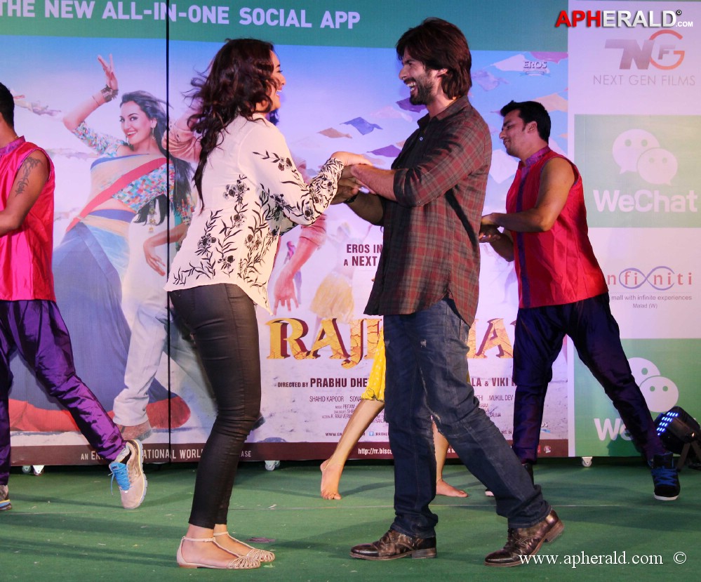 R Rajkumar Promotion at Infiniti Mall Malad