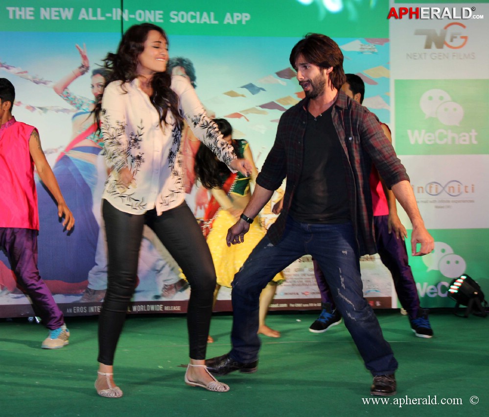 R Rajkumar Promotion at Infiniti Mall Malad