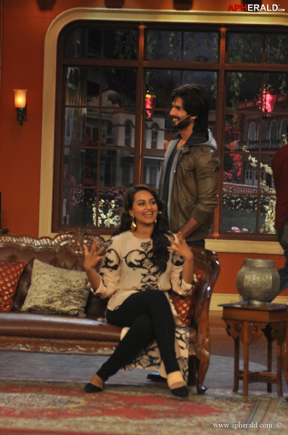 R...Rajkumar Team at Comedy Nights with Kapil