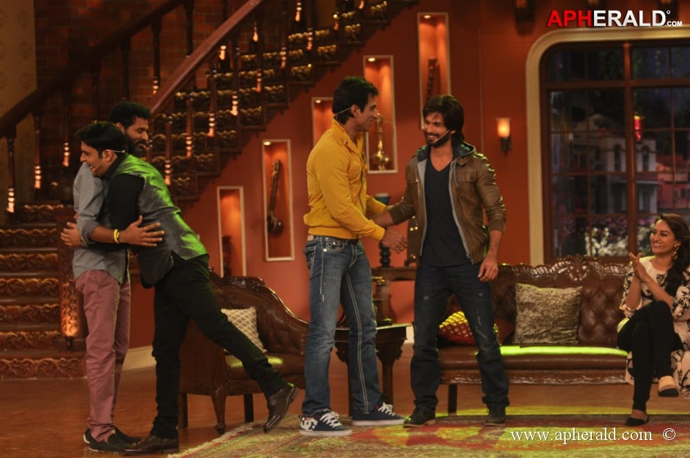 R...Rajkumar Team at Comedy Nights with Kapil