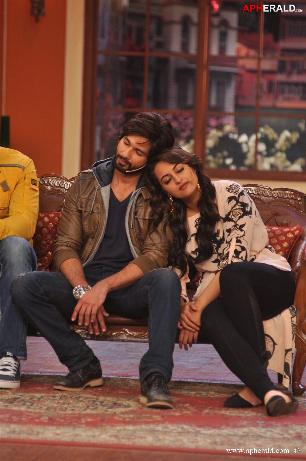 R...Rajkumar Team at Comedy Nights with Kapil