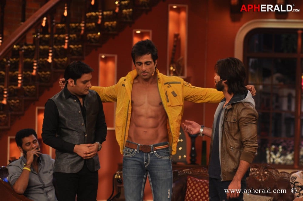 R...Rajkumar Team at Comedy Nights with Kapil