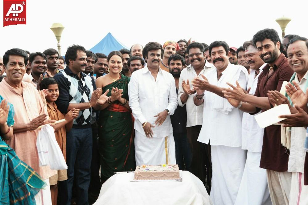 Rajinikanth Celebrates 40 Years in Film Industry