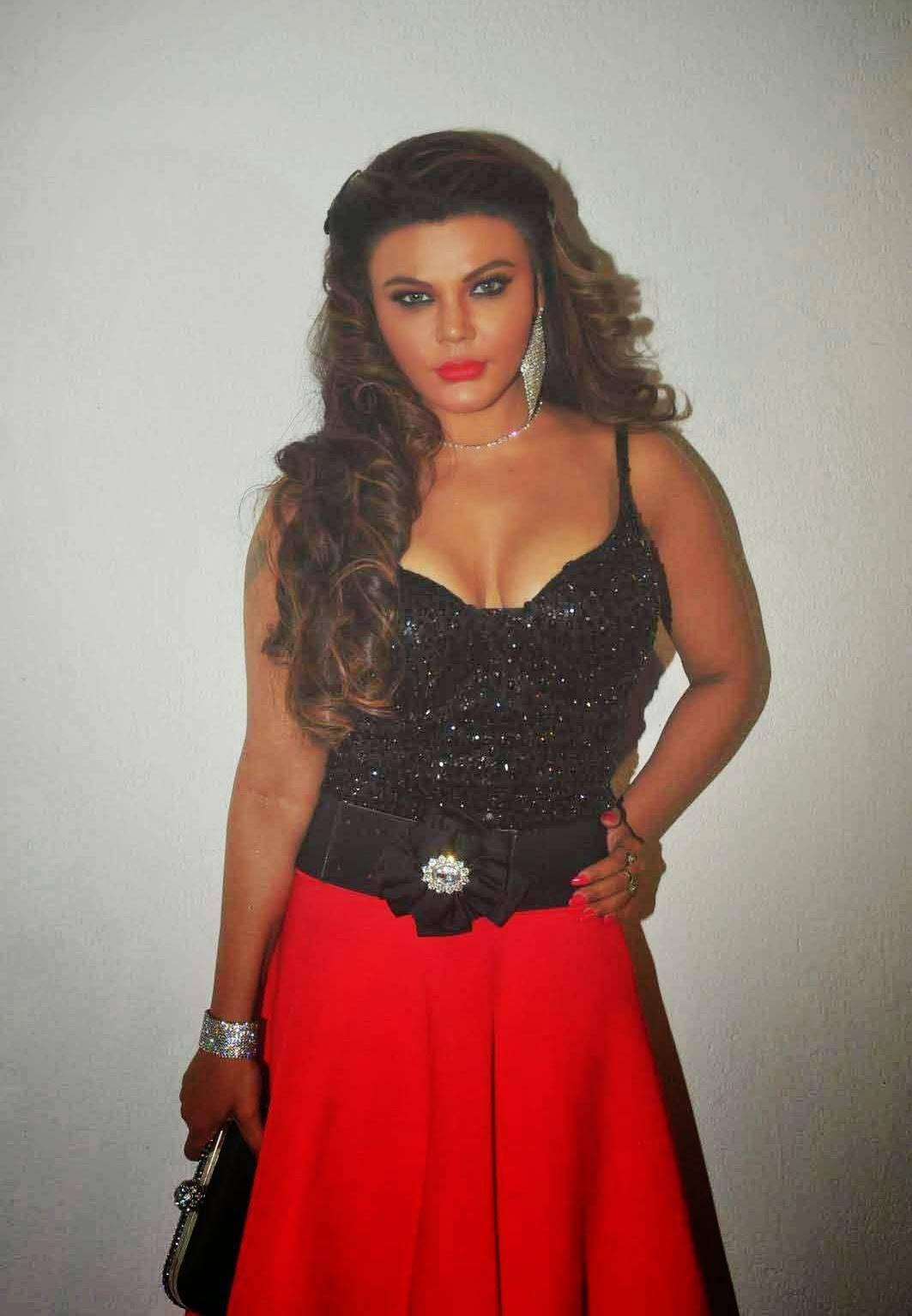 Rakhi Sawant At Gurmeets Birthday Bash Party Photos