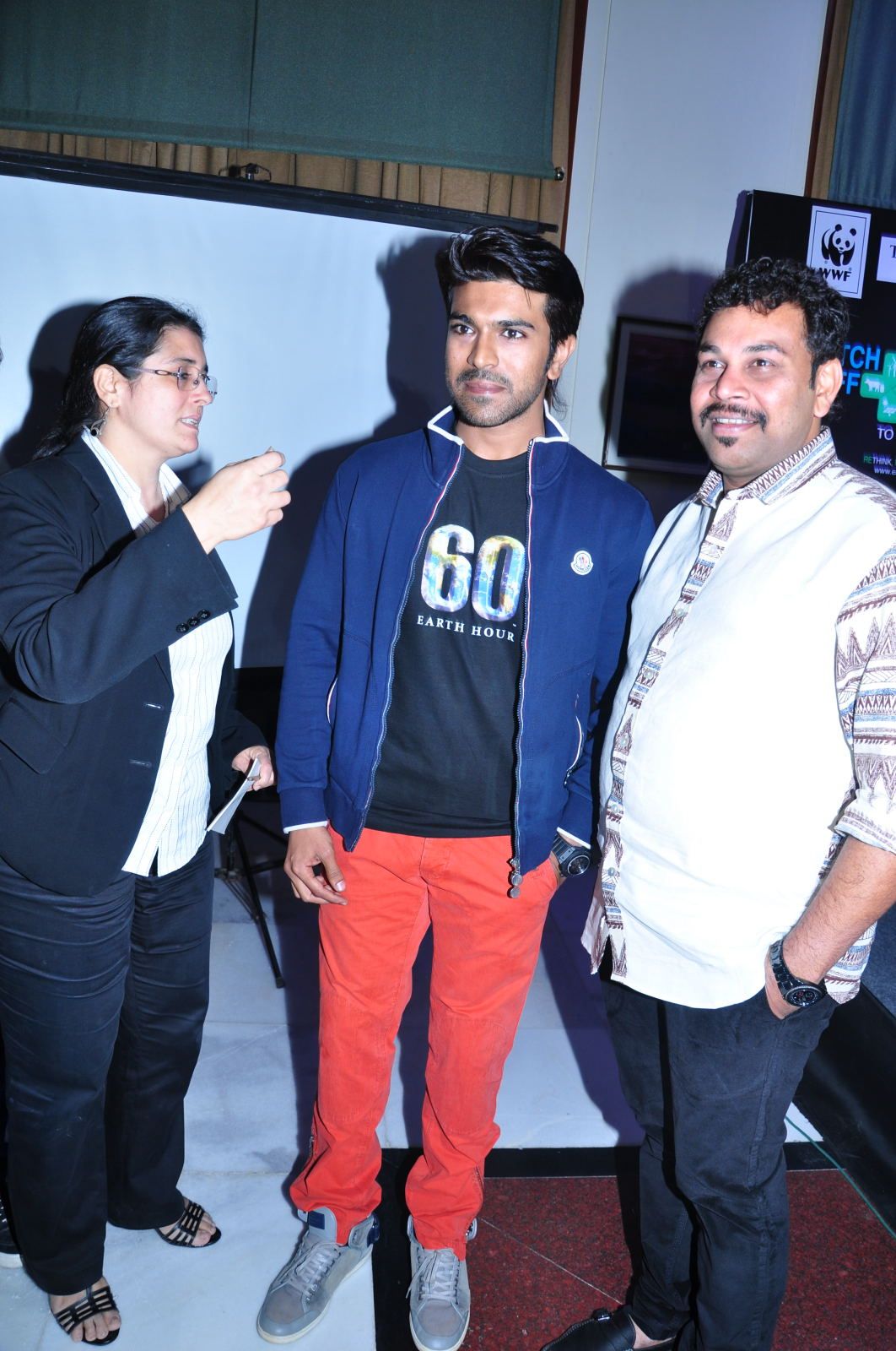 Ram Charan at Earth Hour 2014 Event