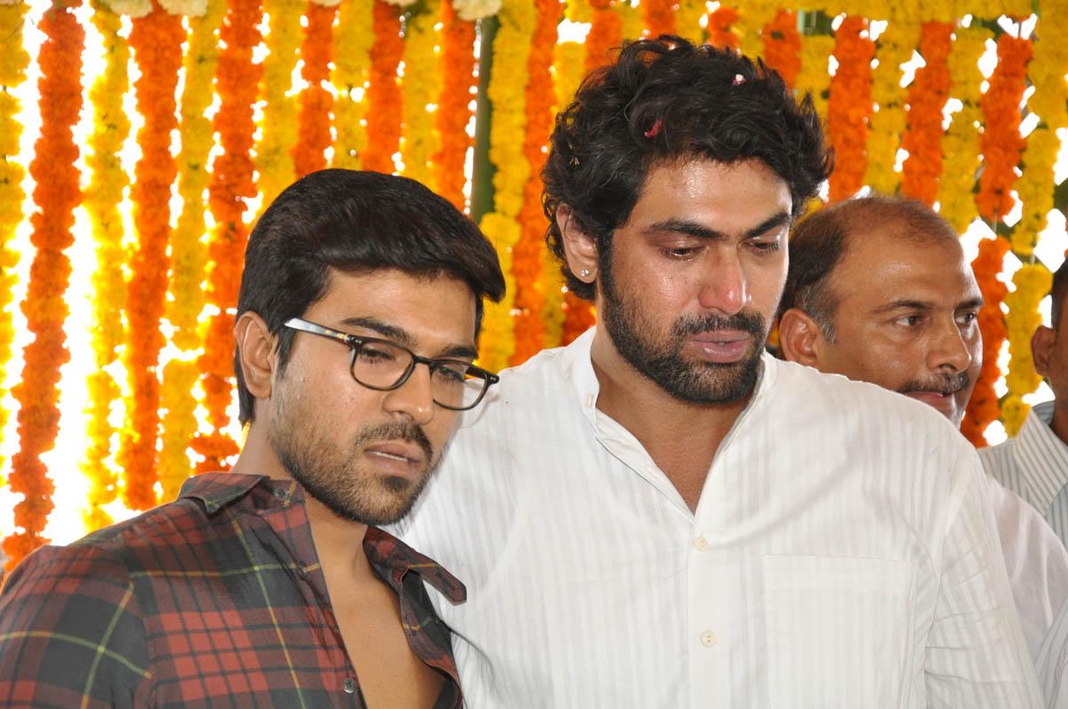 Ram Charan at Ramanaidu Antima Yatra