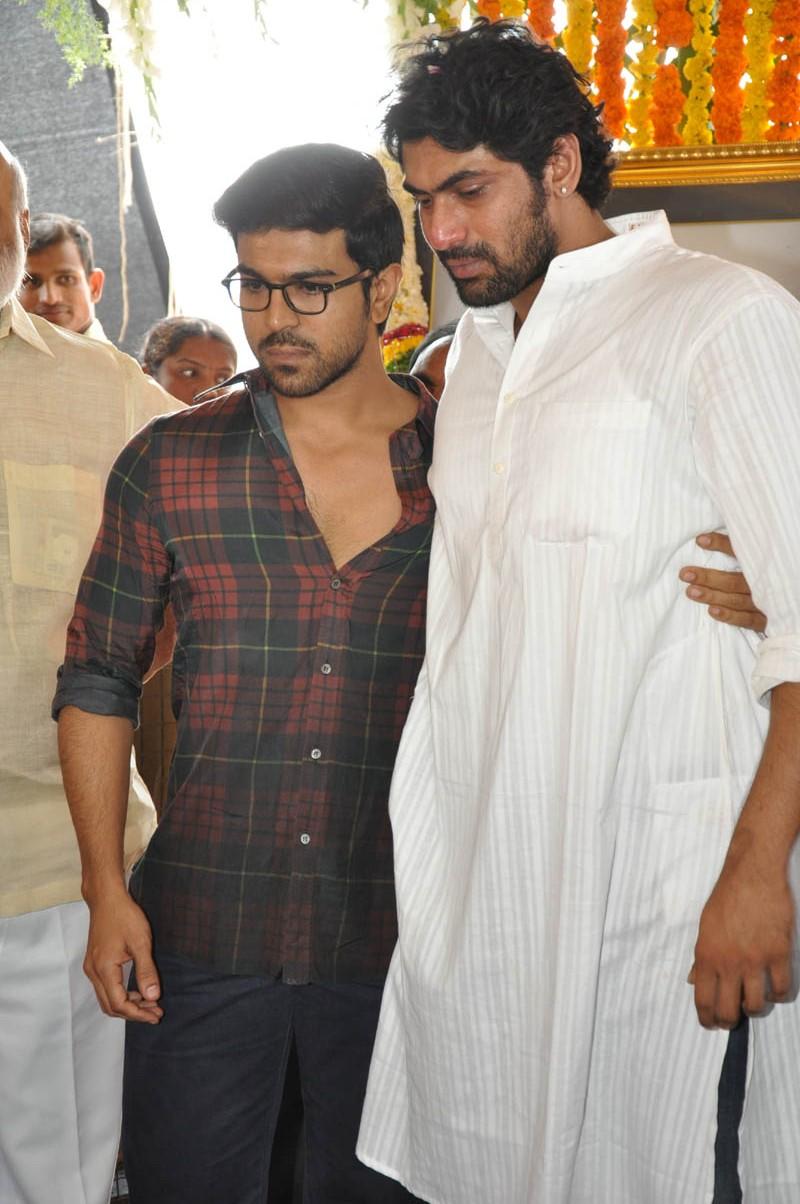 Ram Charan at Ramanaidu Antima Yatra