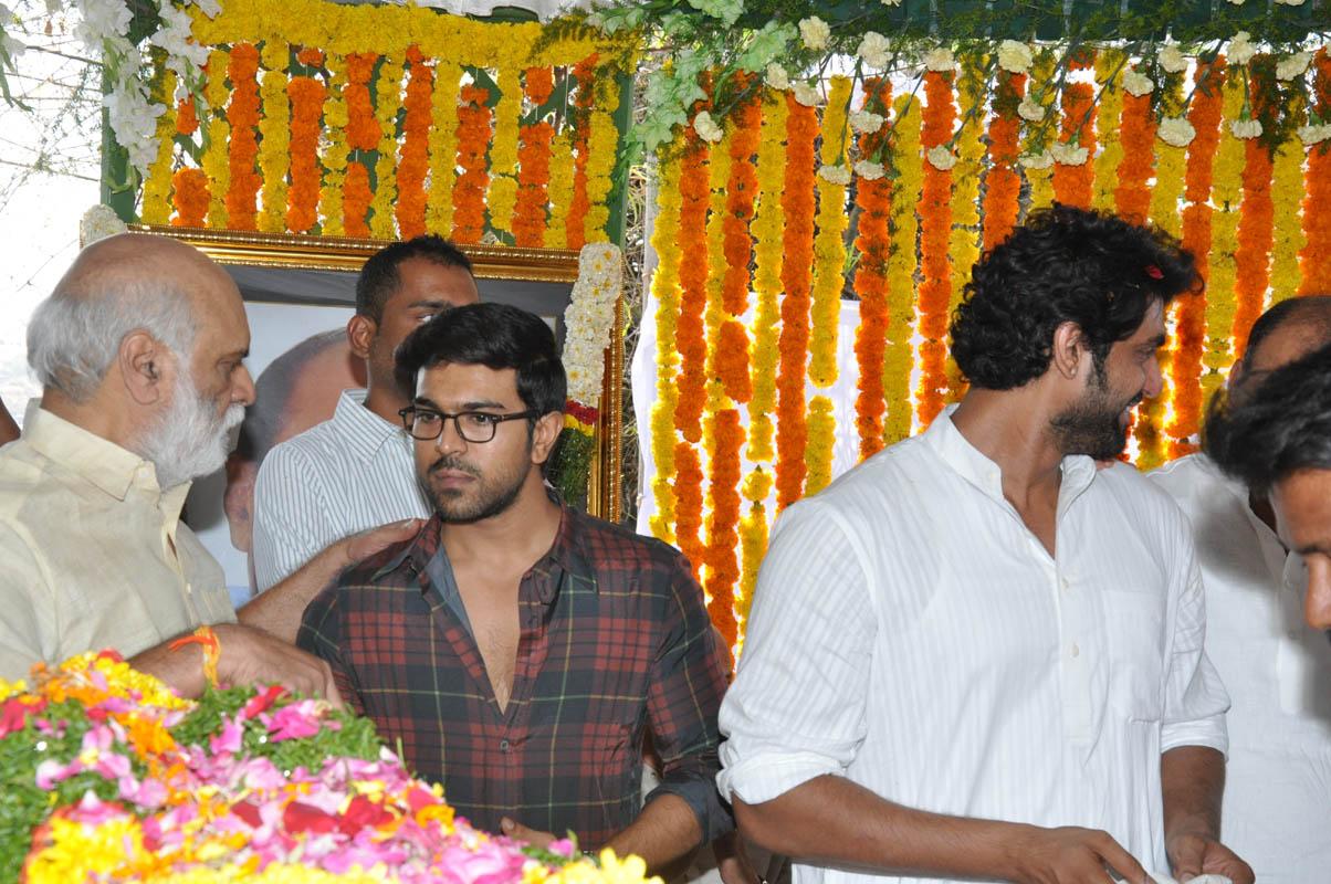 Ram Charan at Ramanaidu Antima Yatra