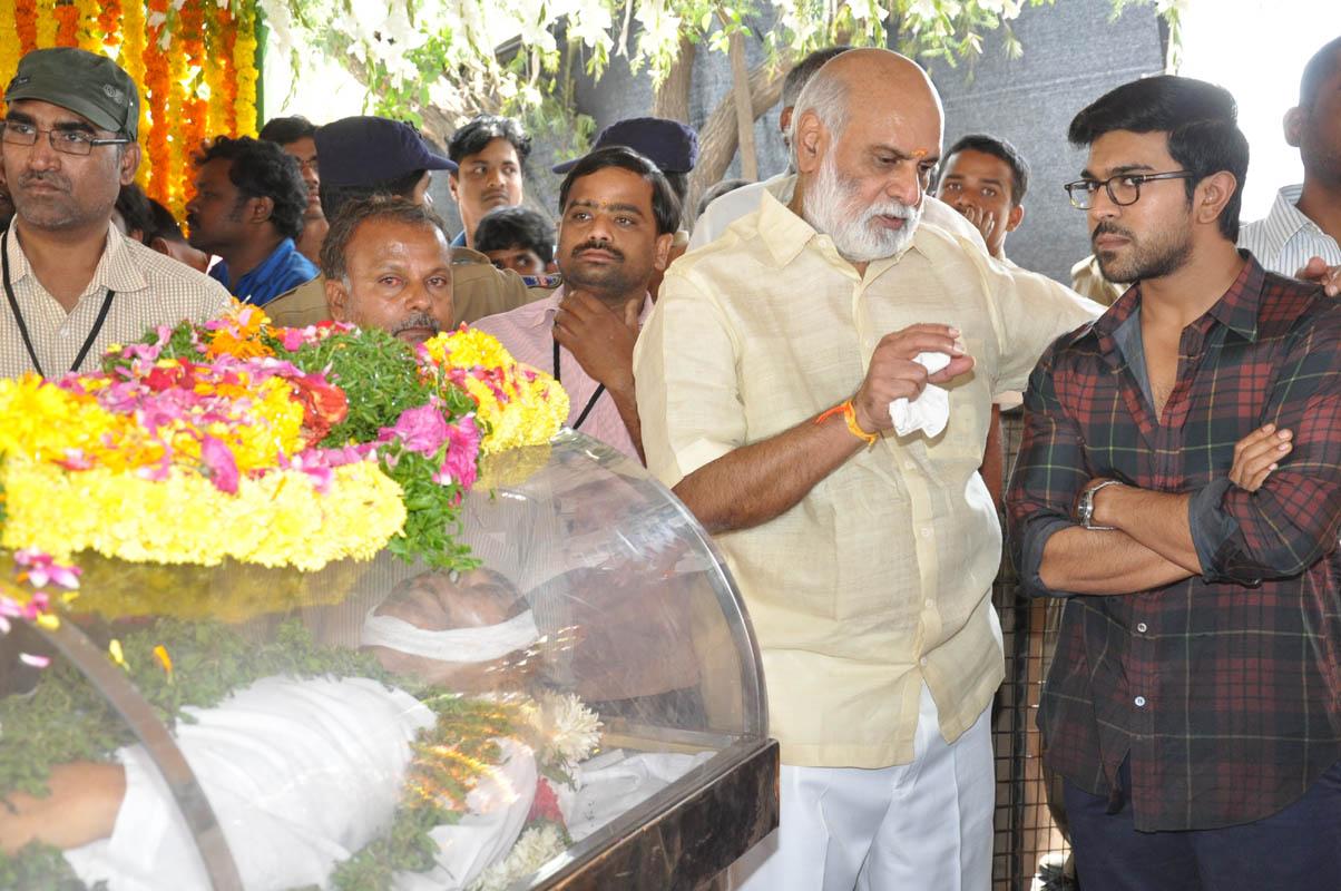 Ram Charan at Ramanaidu Antima Yatra