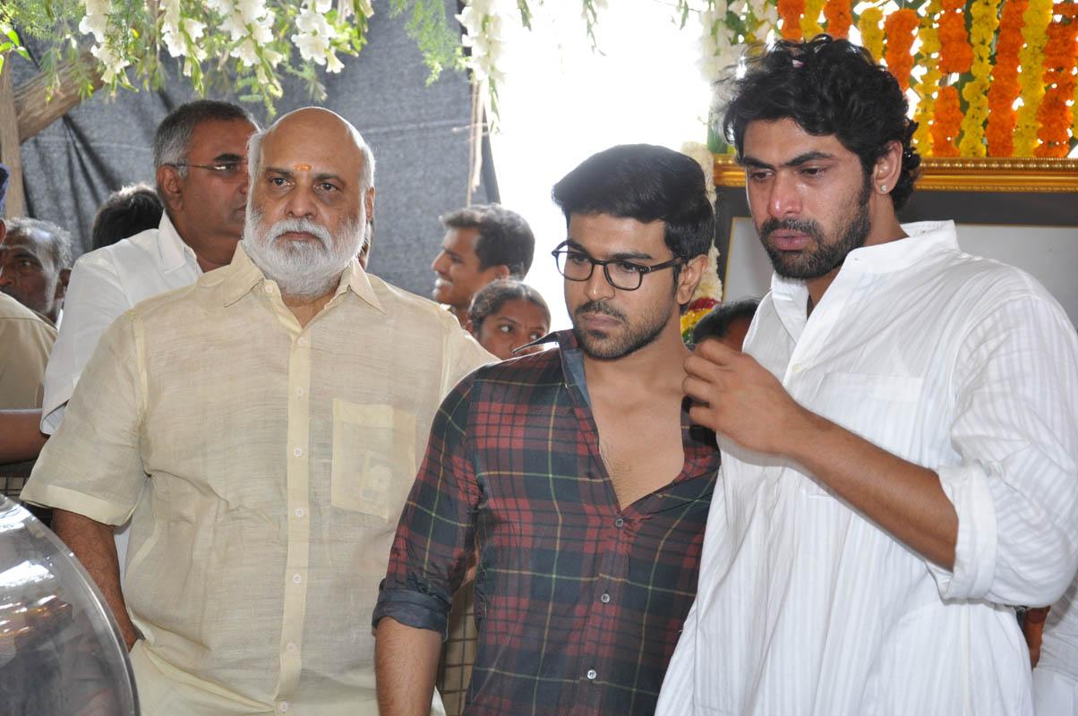 Ram Charan at Ramanaidu Antima Yatra