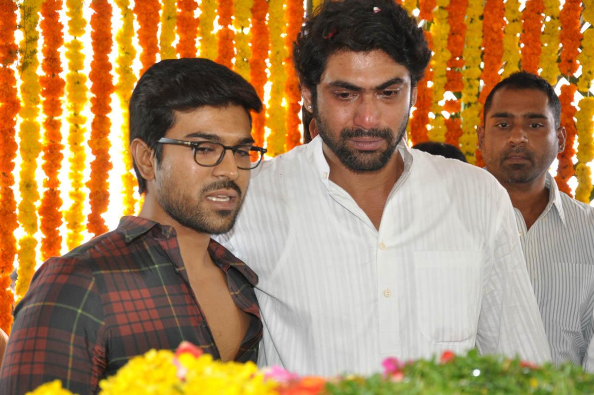 Ram Charan at Ramanaidu Antima Yatra