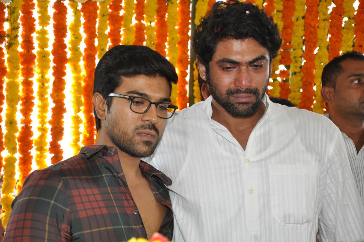 Ram Charan at Ramanaidu Antima Yatra