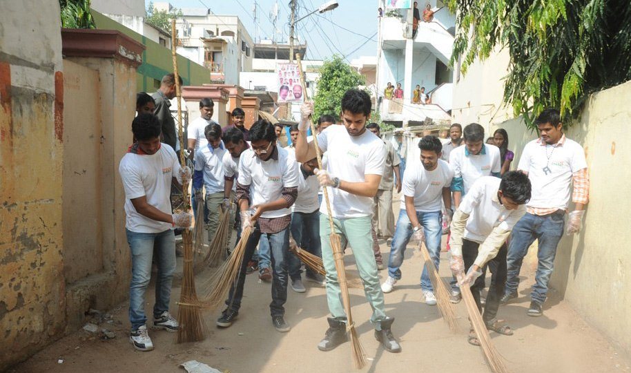 Ram Pothineni Joins Swachh Bharath Campaign